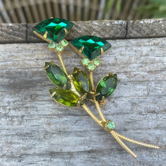 Vintage Rhinestone Flower Pin Brooch Shades of Green - Picture 3 of 12